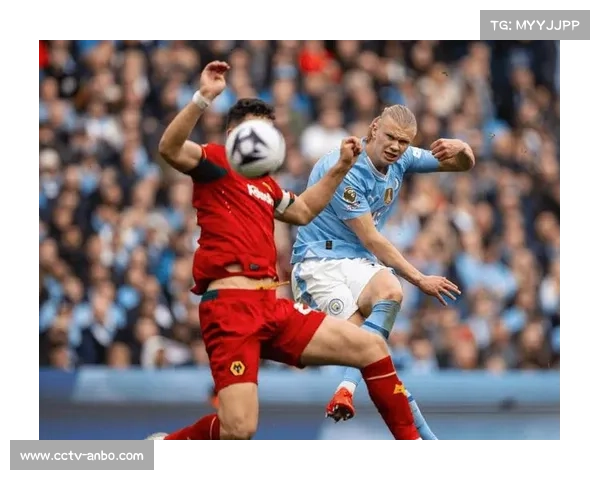 英超俱乐部收入多元化，赞助与转播权占比超60%